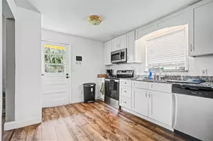 55316 Claire St, Astor, FL 32102 - Photo 6
