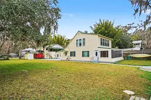 55316 Claire St, Astor, FL 32102 - Photo 2