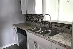 2040 San Marcos Dr SE, Winter Haven, FL 33880 - Photo 4