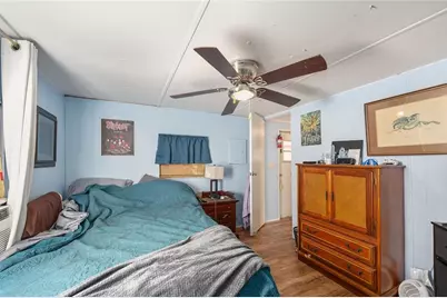 18486 SE 52nd Street, Ocklawaha, FL 32179 - Photo 12