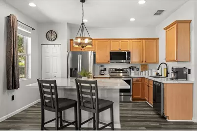 5060 Ballark Street, Mount Dora, FL 32757 - Photo 4