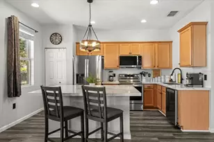 5060 Ballark St, Mount Dora, FL 32757 - Photo 4