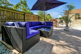 1568 E Oak Leaf Ln, Kissimmee, FL 34744 - Photo 12