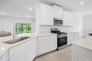 19581 SW 77th Pl, Dunnellon, FL 34432 - Photo 12