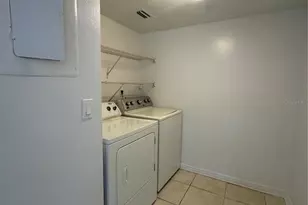 8213 Sun Spring Cir, Orlando, FL 32825 - Photo 16