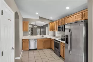 8411 Port Lancashire Dr, Orlando, FL 32829 - Photo 10
