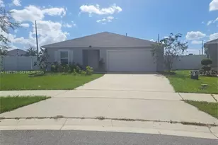 336 Towns Cir, Haines City, FL 33844 - Photo 1