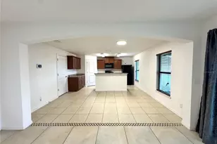 5673 Elsinore Way, Lakeland, FL 33805 - Photo 4