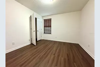 5673 Elsinore Way, Lakeland, FL 33805 - Photo 16