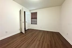 5673 Elsinore Way, Lakeland, FL 33805 - Photo 16