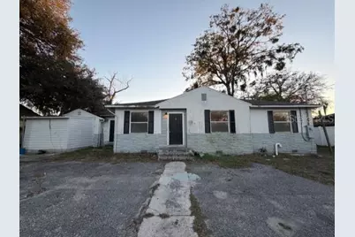 8032 Reid Avenue, Jacksonville, FL 32208 - Photo 2