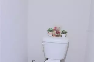 2769 Scarlet Bay Pl, Brandon, FL 33510 - Photo 12