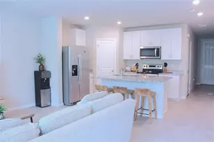 2769 Scarlet Bay Pl, Brandon, FL 33510 - Photo 8