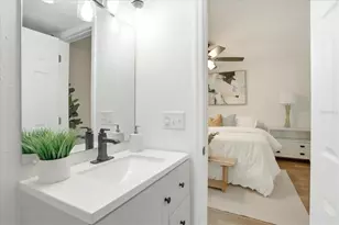 10395 San Martin Blvd NE, Saint Petersburg, FL 33702 - Photo 22