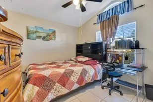 2426 Timothy Ln, Kissimmee, FL 34743 - Photo 20