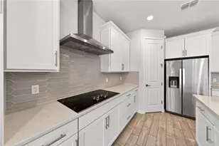 5616 Arborvista Dr, Saint Cloud, FL 34771 - Photo 10