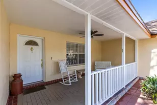 1134 Lake Blanche Dr, Orlando, FL 32808 - Photo 4