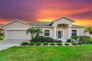 911 Shawna Shores, Haines City, FL 33844 - Photo 1