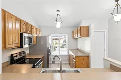 142 Sabal Palm Court, Sanford, FL 32773 - Photo 6