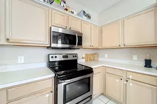 15000 Lake Azure Dr, Orlando, FL 32824 - Photo 12