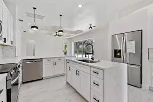 13792 Long Lake Ln, Port Charlotte, FL 33953 - Photo 12