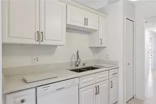 7591 Southwick St, Orlando, FL 32818 - Photo 4
