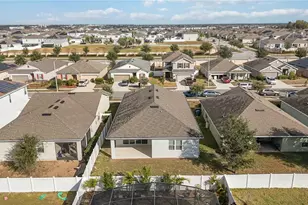 375 Buchannan Dr, Davenport, FL 33837 - Photo 40