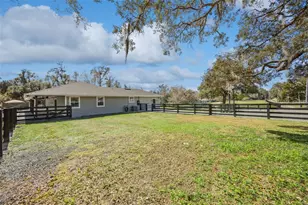 323 McLain Ln, Geneva, FL 32732 - Photo 52