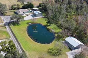323 McLain Ln, Geneva, FL 32732 - Photo 2