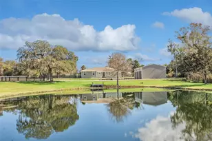 323 McLain Ln, Geneva, FL 32732 - Photo 2