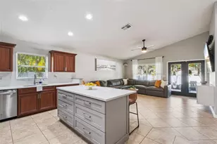 760 Magnolia Creek Cir, Orlando, FL 32828 - Photo 12