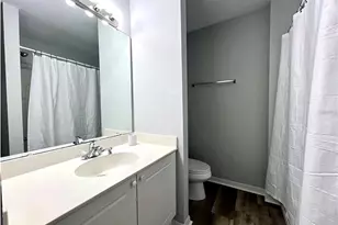 2878 Club Cortile Cir, Kissimmee, FL 34746 - Photo 16