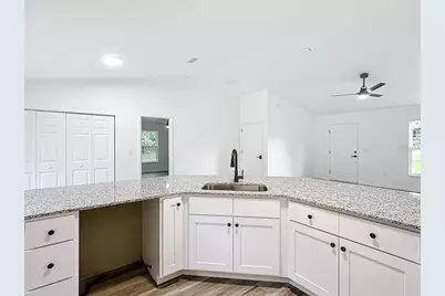 22433 SW Rainbow Lakes Boulevard, Dunnellon, FL 34431 - Photo 10