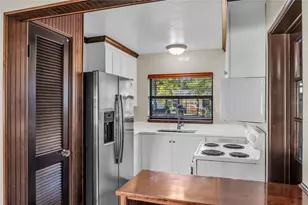 3915 Pelican Ln, Orlando, FL 32803 - Photo 18