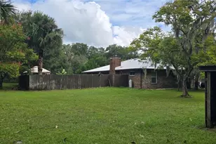 2002 Pine Ct, Deland, FL 32720 - Photo 6