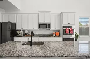 1132 Hilltop Pl, Saint Cloud, FL 34772 - Photo 10