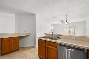 12644 Somerset Oaks St, Orlando, FL 32828 - Photo 8