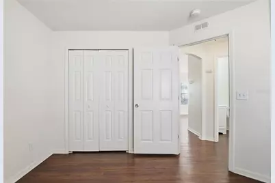 7512 Oxford Garden Circle, Apollo Beach, FL 33572 - Photo 10