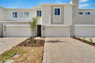 392 Nine Iron Dr, Davenport, FL 33896 - Photo 2