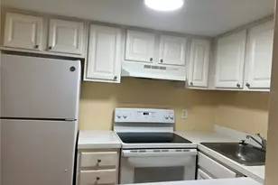 2569 N Alafaya Trail, Orlando, FL 32826 - Photo 6