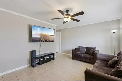 725 Third Street, Orange City, FL 32763 - Photo 2