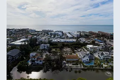 6550 Sabal Drive, Sarasota, FL 34242 - Photo 40