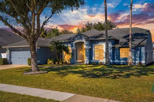 5714 Autumn Chase Cir, Sanford, FL 32773 - Photo 2