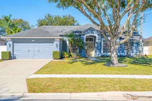 5714 Autumn Chase Cir, Sanford, FL 32773 - Photo 4