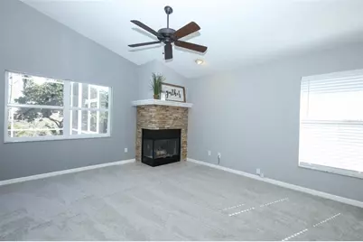 973 N Lake Claire Circle, Oviedo, FL 32765 - Photo 6