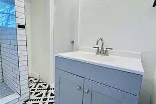 1630 Harbor Dr, Clearwater, FL 33755 - Photo 14