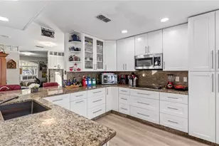 10742 Derringer Dr, Orlando, FL 32829 - Photo 4