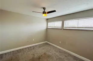 3922 Crayrich Cir, Orlando, FL 32839 - Photo 12