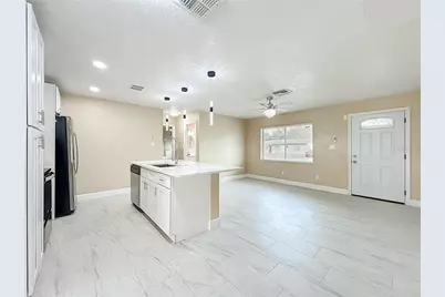 4052 Castlegate Drive, Orlando, FL 32839 - Photo 12