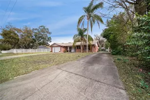 292 E Constance Rd, Debary, FL 32713 - Photo 2